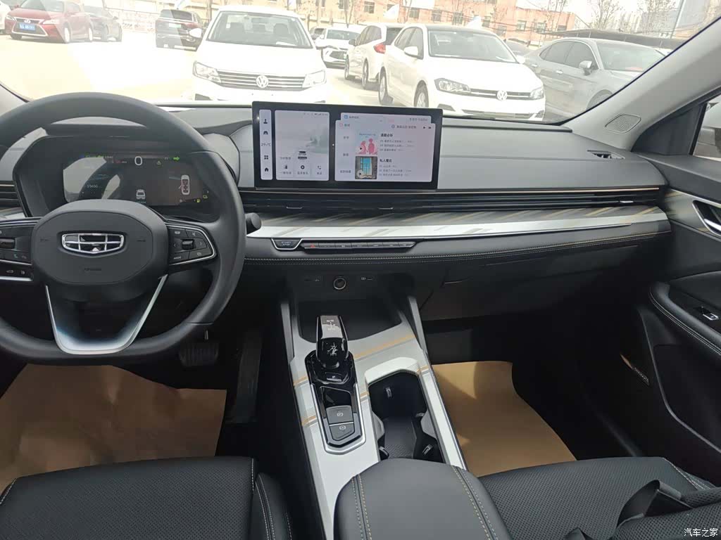 Geely Emgrand, 2024 13