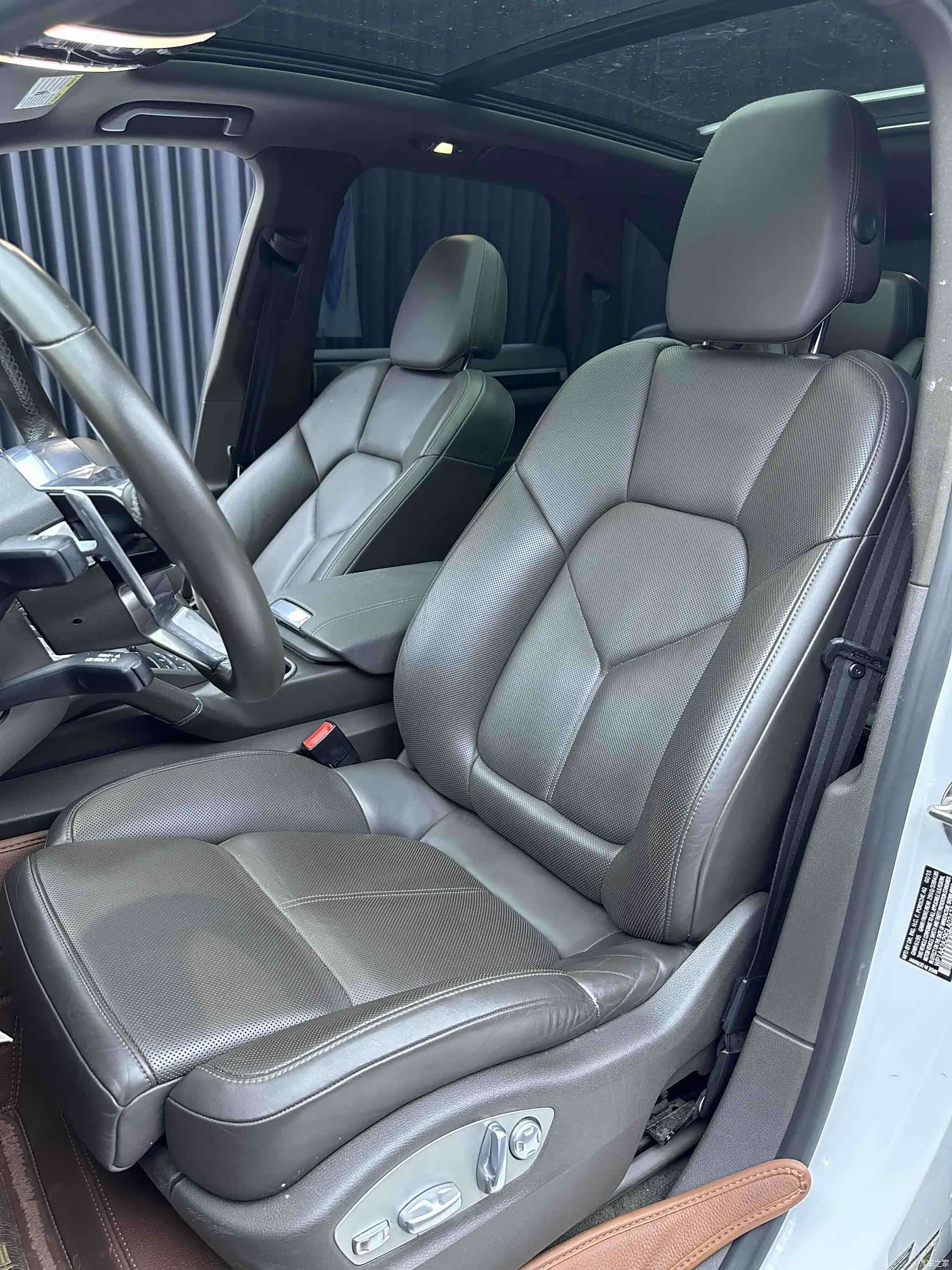 Porsche Cayenne, 2016 15