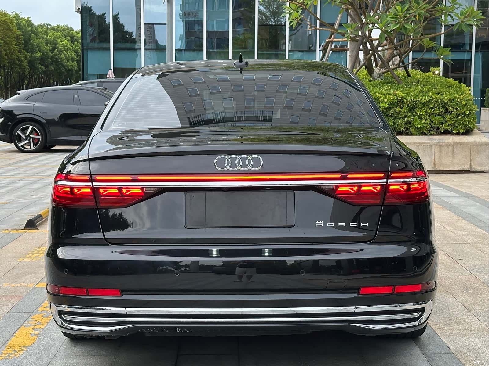 Audi A8L, 2024 18
