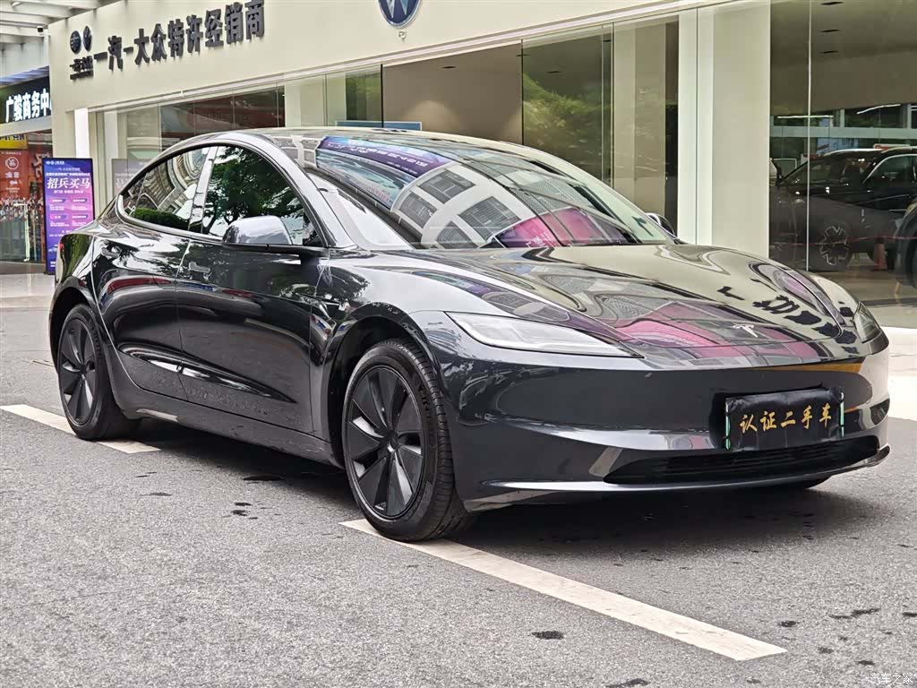 Tesla Model 3, 2024 3