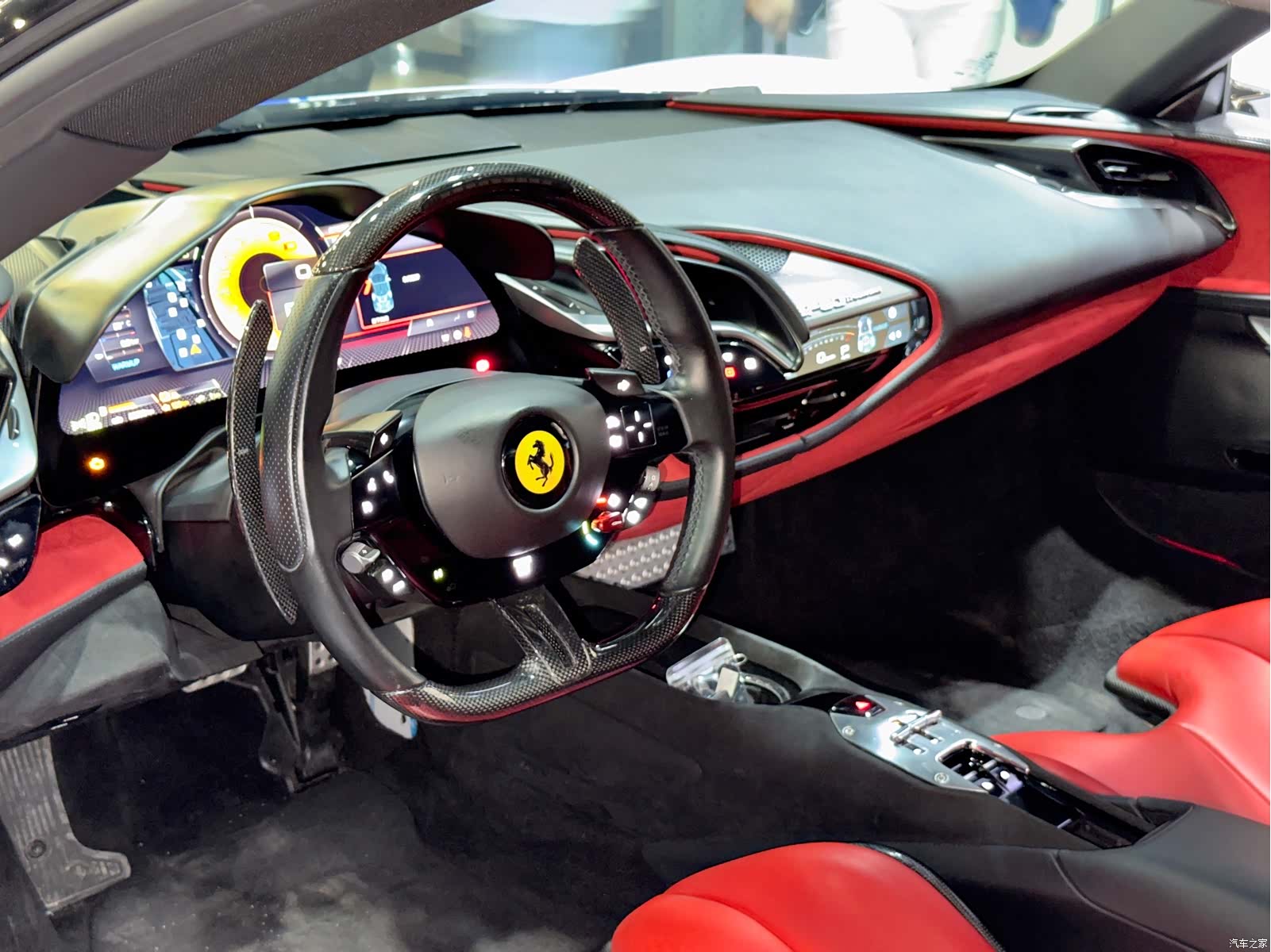 Ferrari SF90, 2023 13