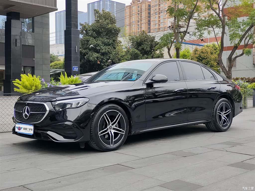Mercedes-Benz E-Class, 2025 1
