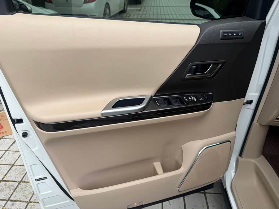Toyota Alphard 2014, фото 4