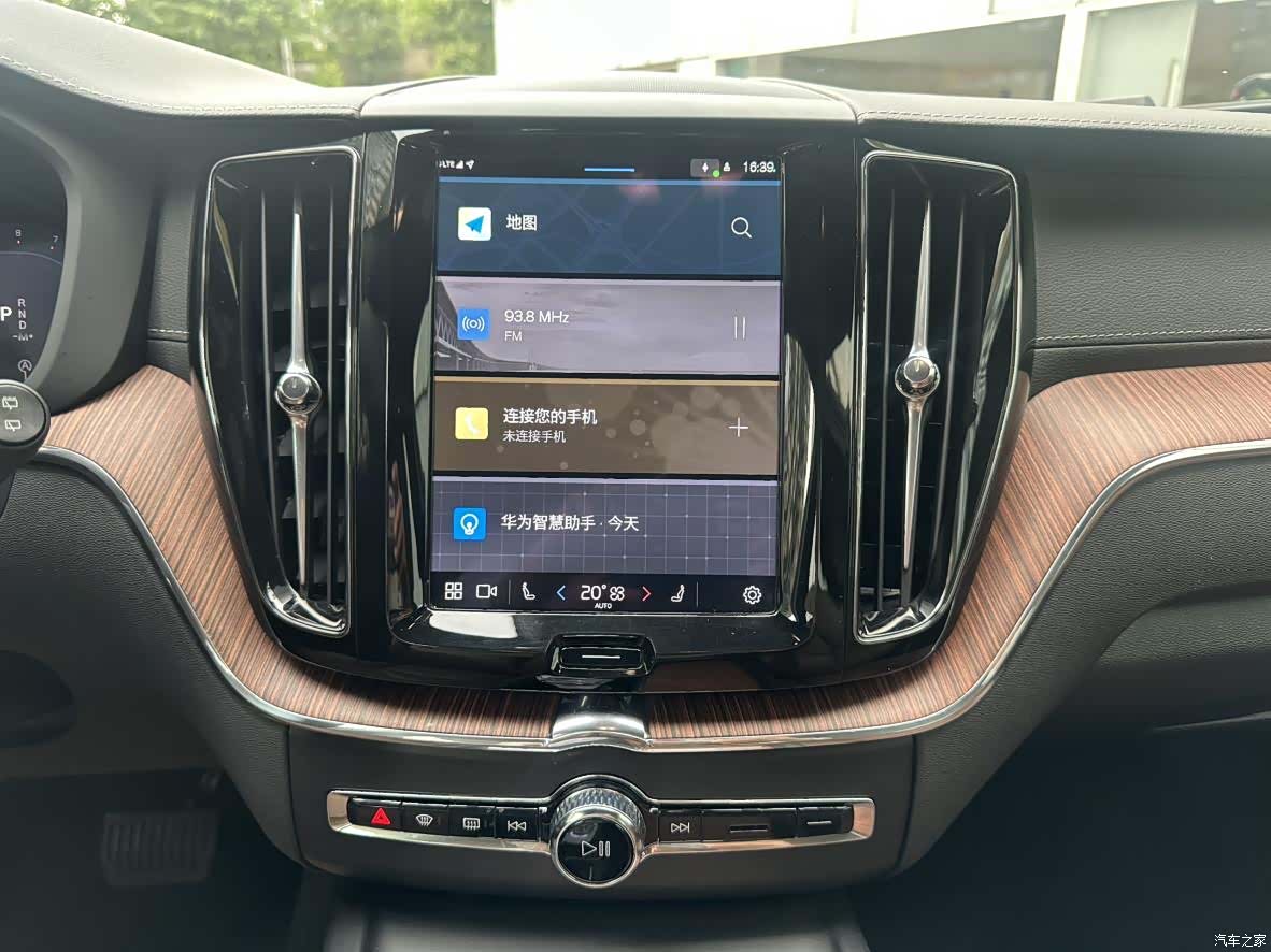 Volvo XC60, 2024 14