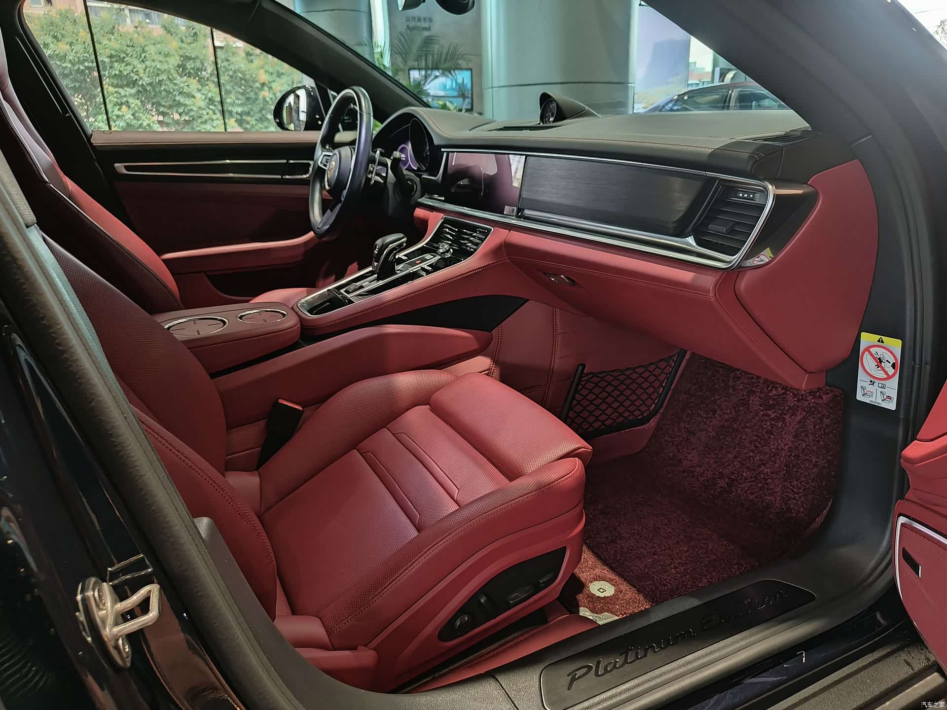 Porsche Panamera, 2023 6