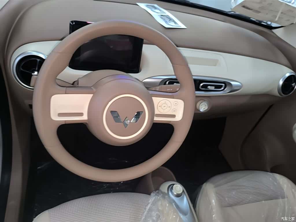 Wuling MINIEV, 2026 11