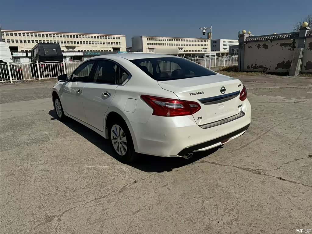 Nissan Teana, 2017 10