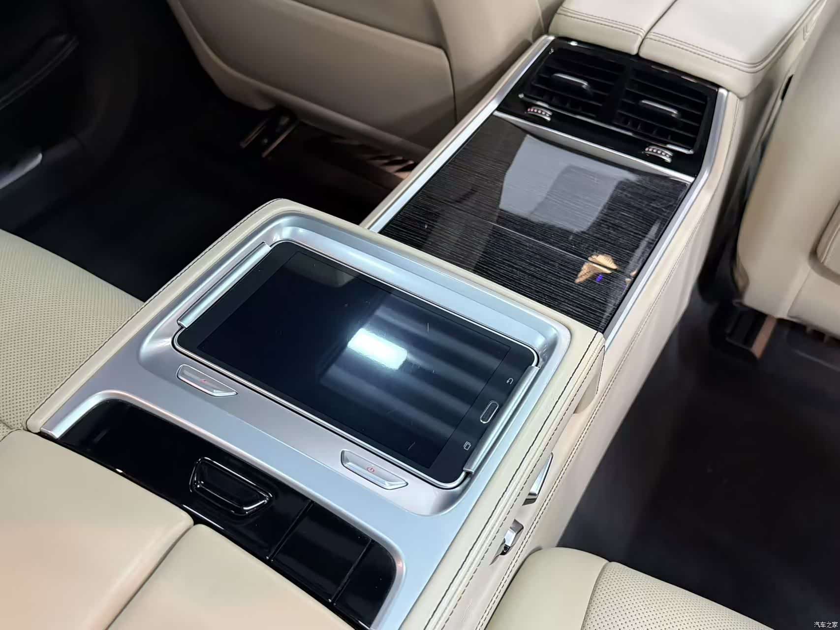 BMW 7 Series, 2018 18