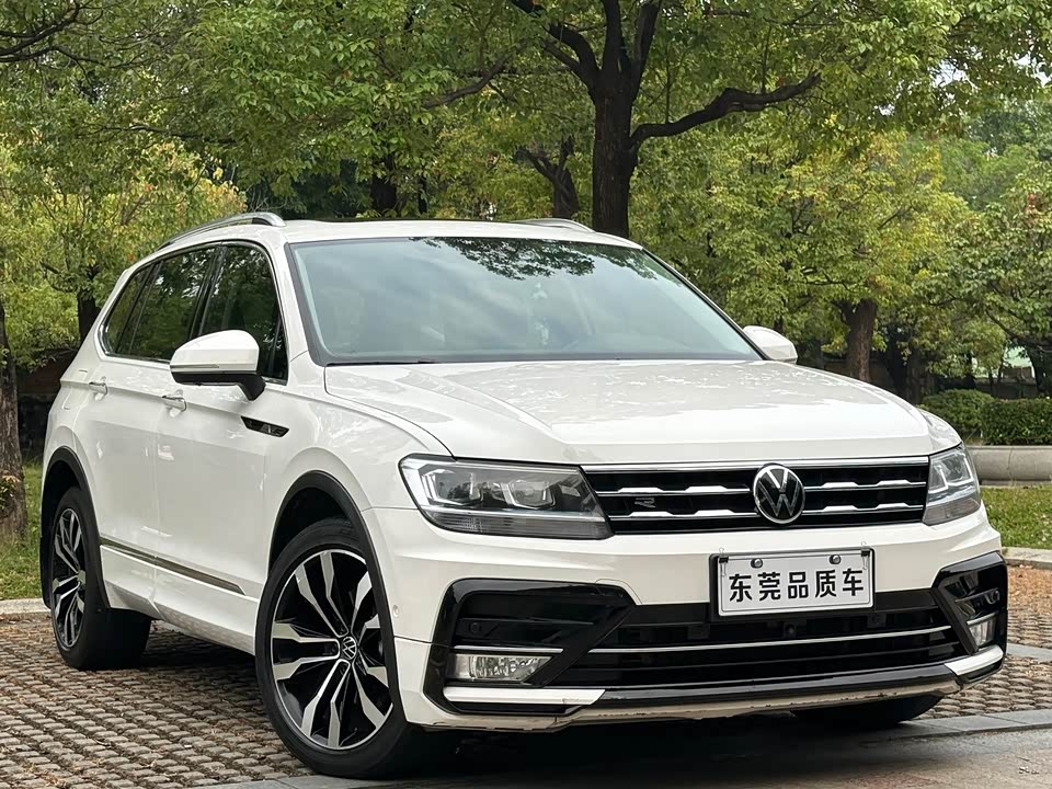 Volkswagen Tiguan L