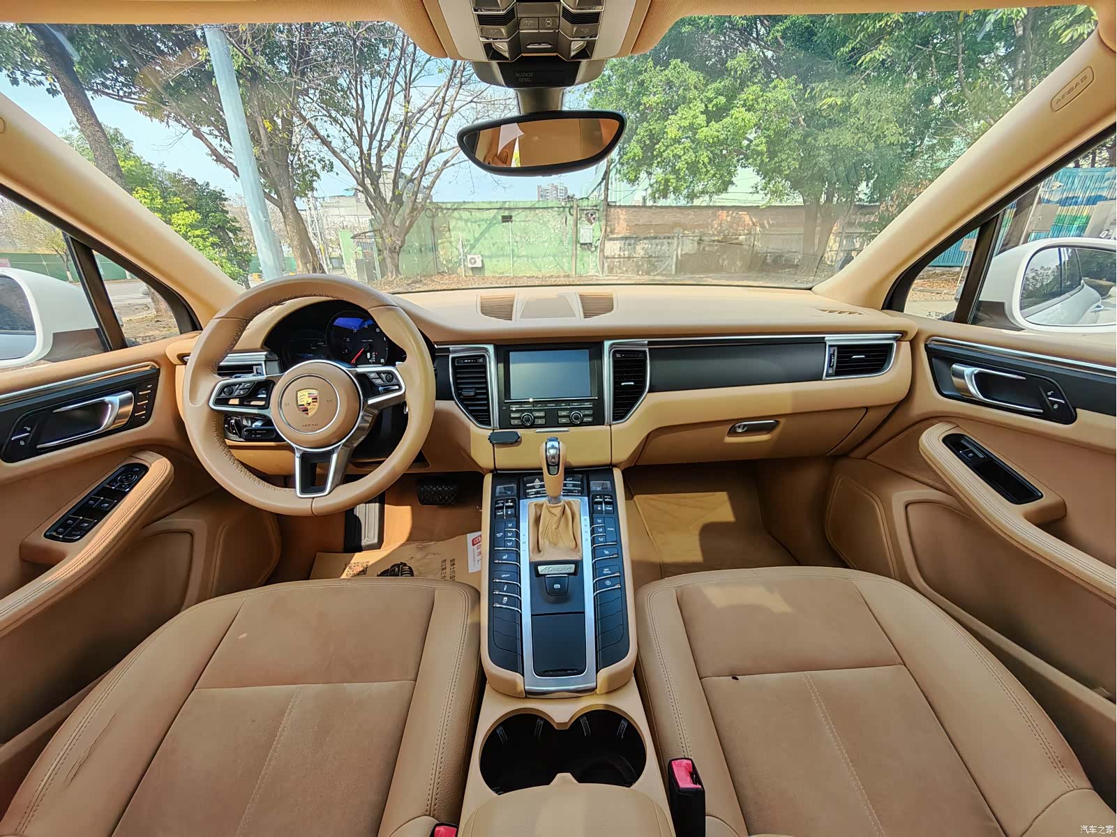 Porsche Macan, 2016 17