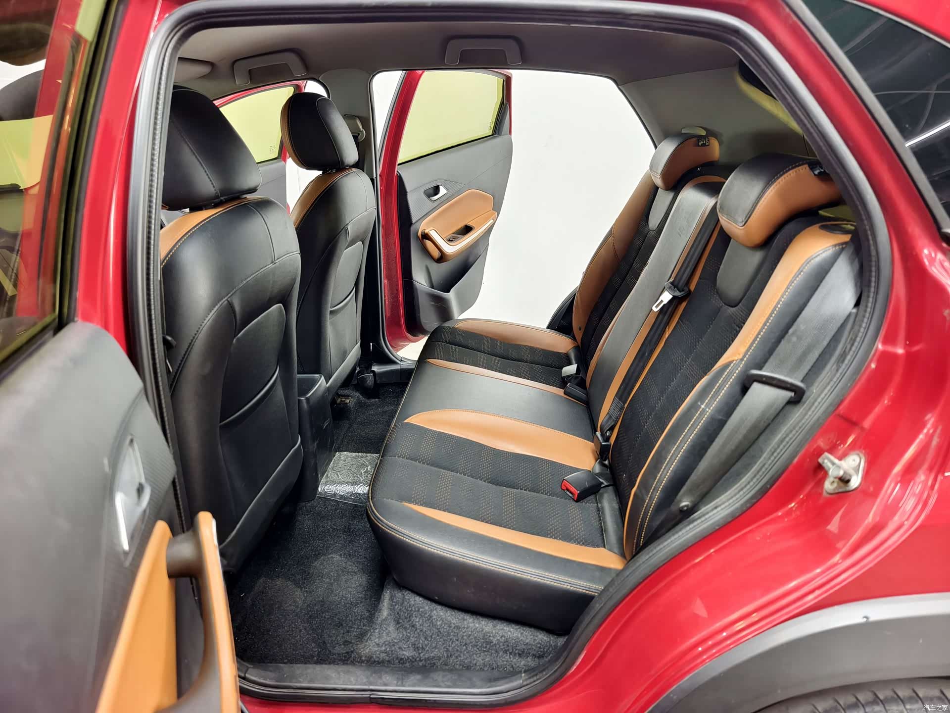 Chery 3x, 2017 12