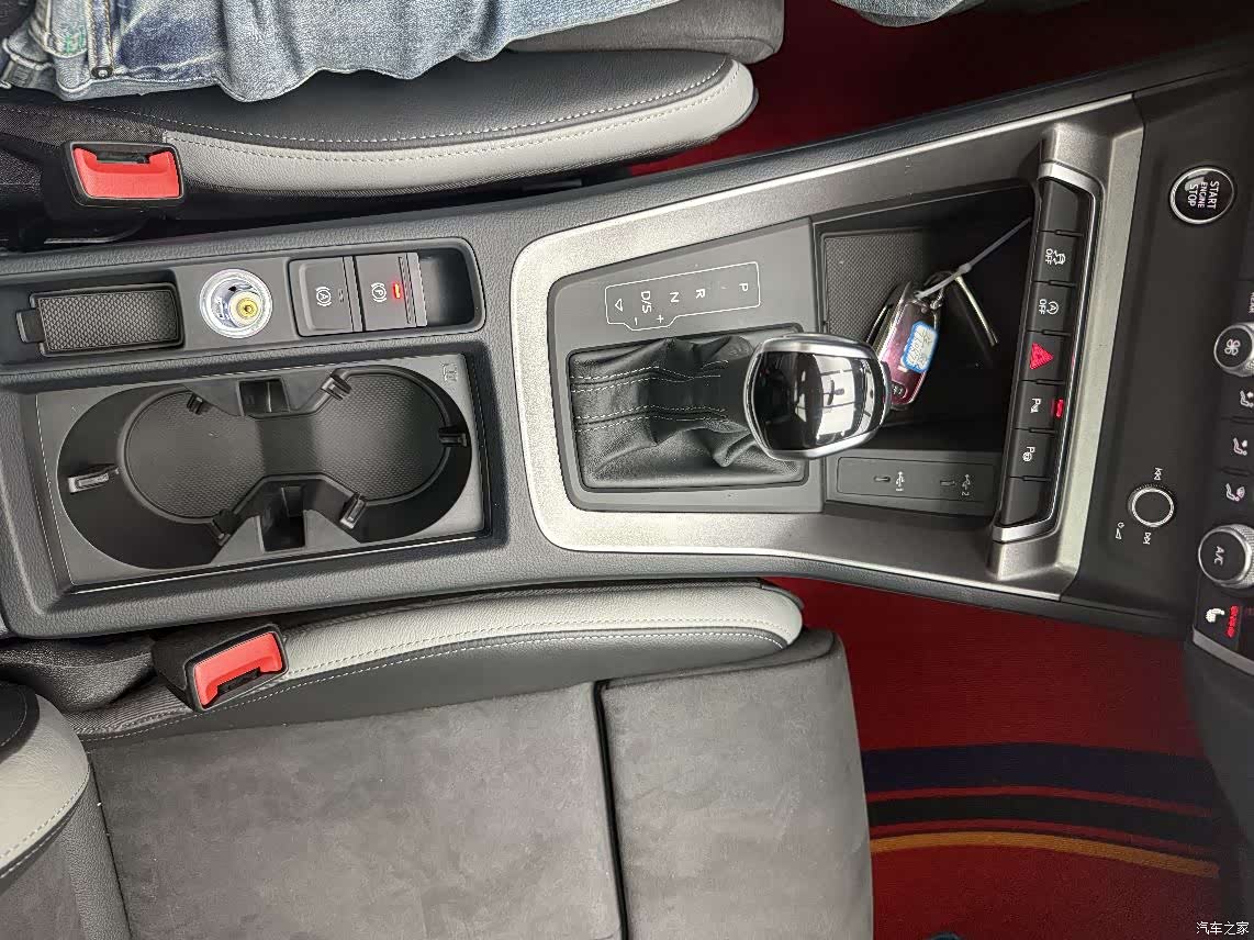 Audi Q3, 2023 14