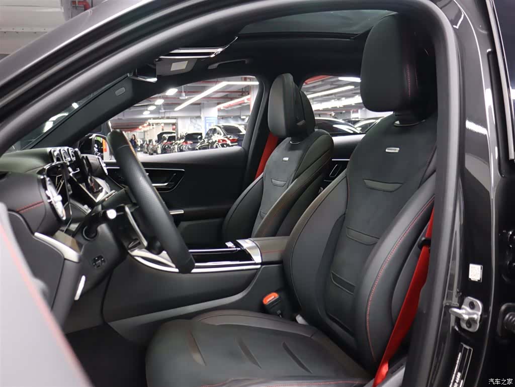 Mercedes-Benz GLC, 2025 11