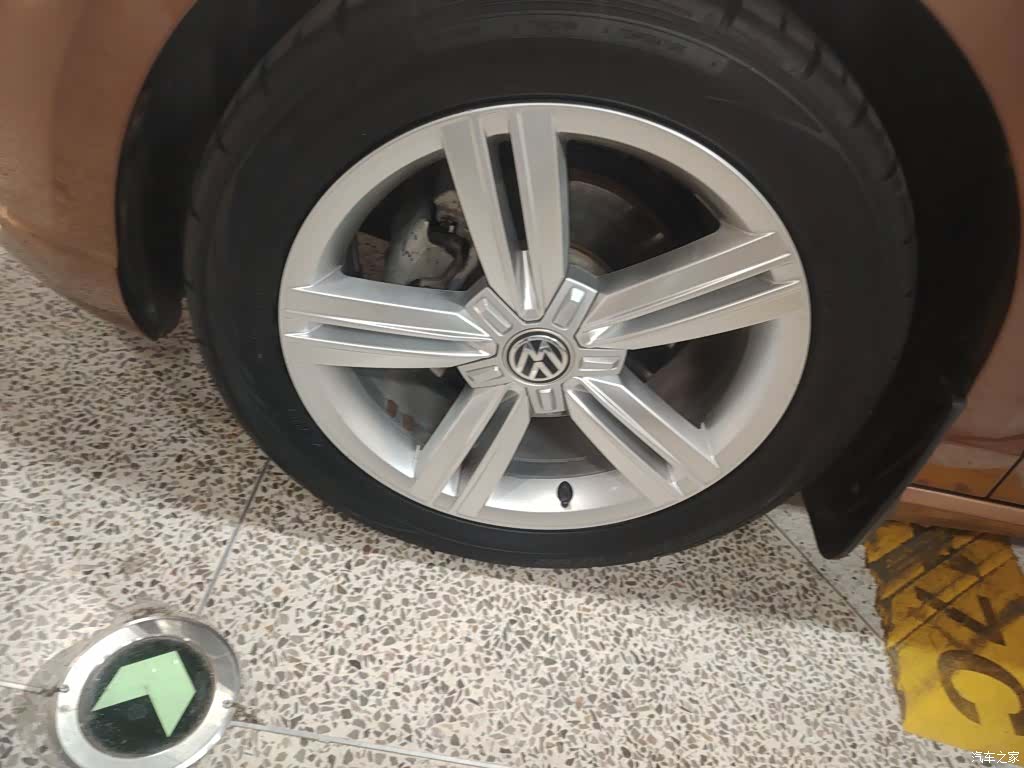 Volkswagen Lamando, 2016 25
