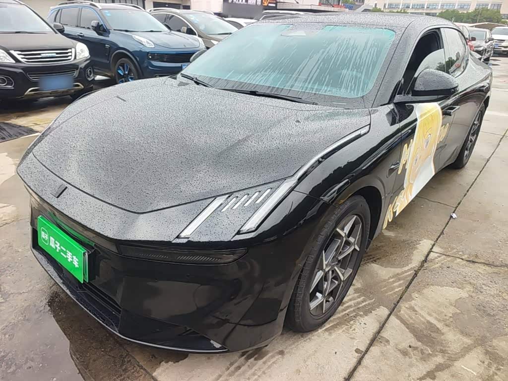 Lynk & Co Z10
