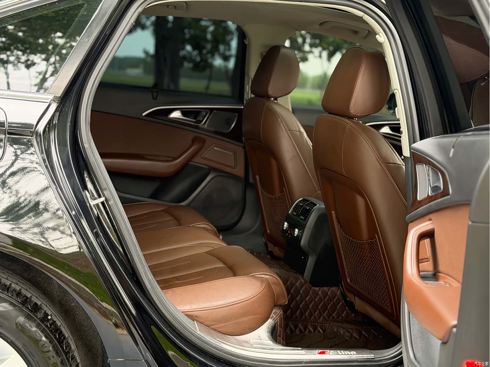 Audi A6L, 2014 10