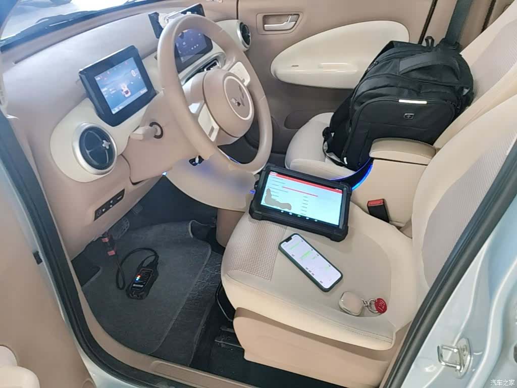 Wuling MINIEV, 2025 12