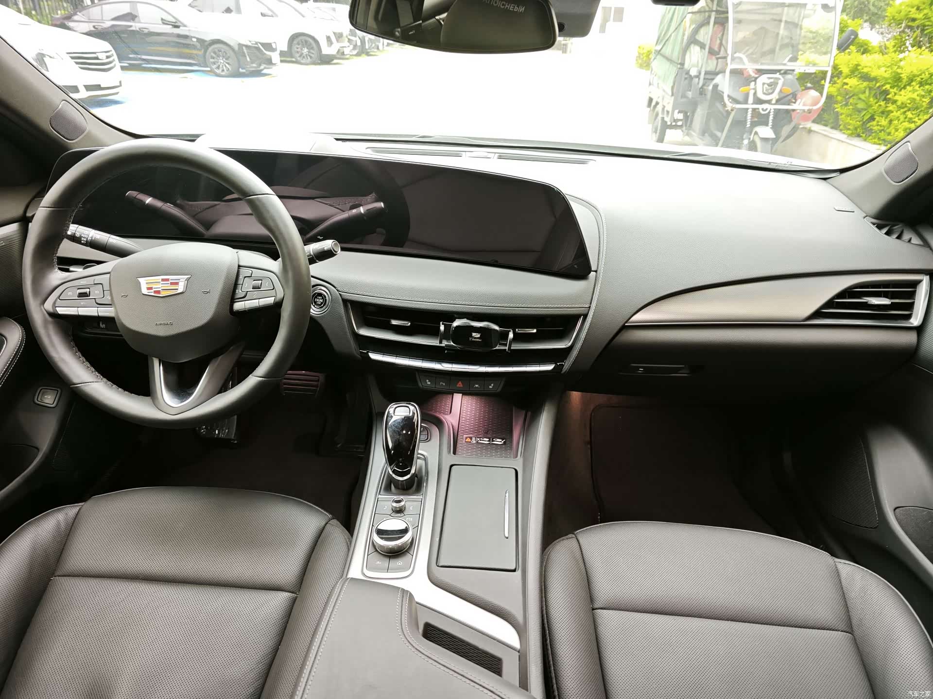 Cadillac CT5, 2024 10