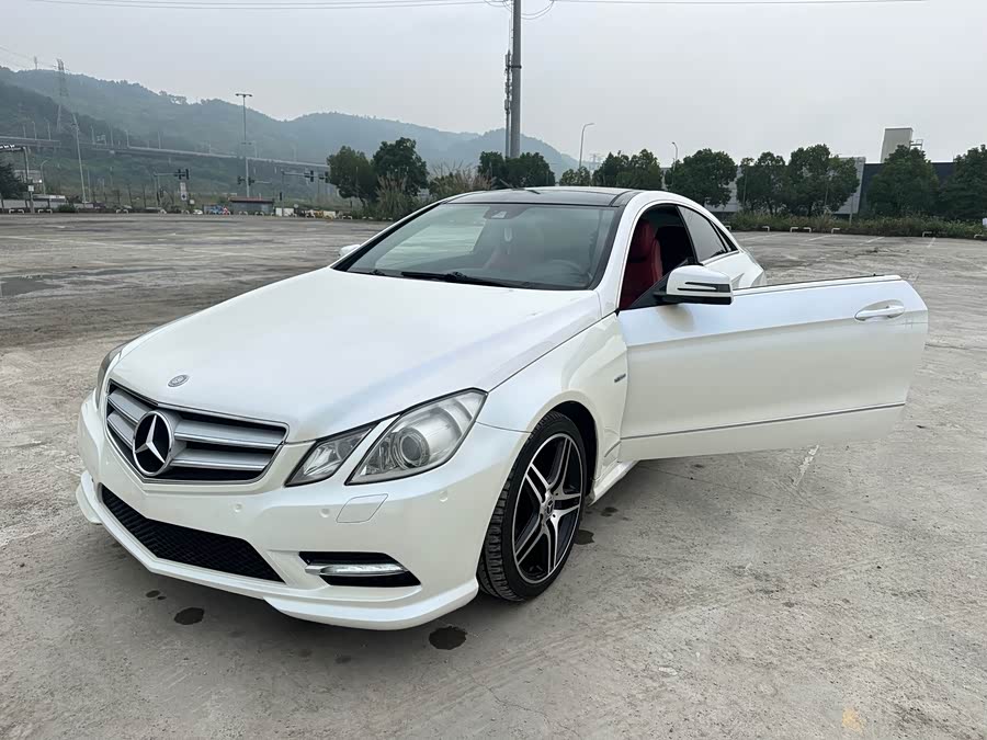 Mercedes-Benz E-Class 2012, фото 1