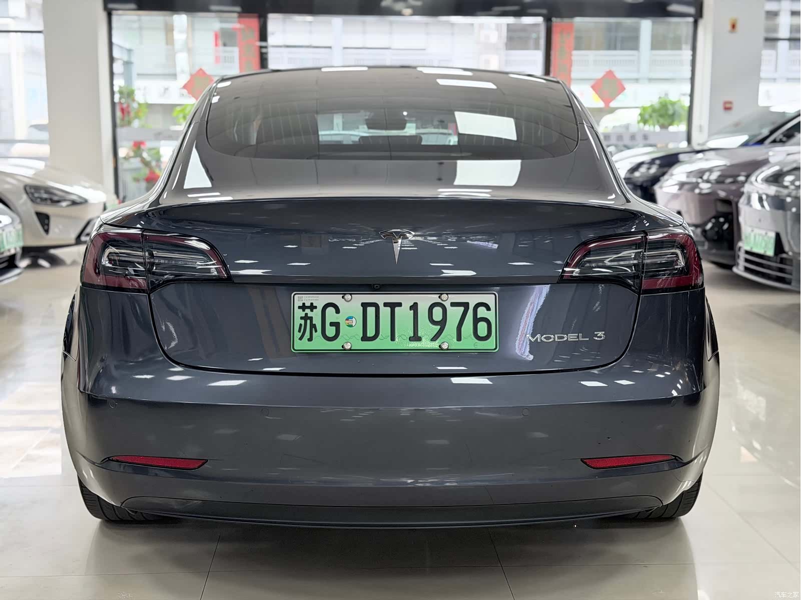 Tesla Model 3, 2020 все фото