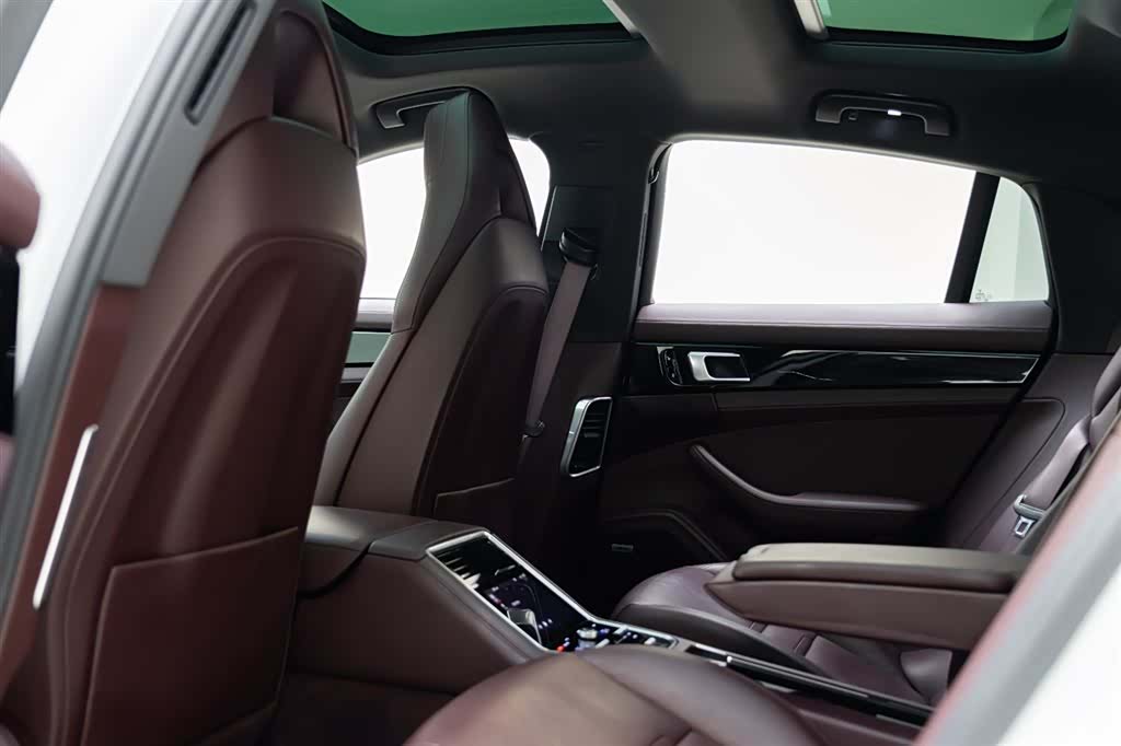Porsche Panamera, 2018 8