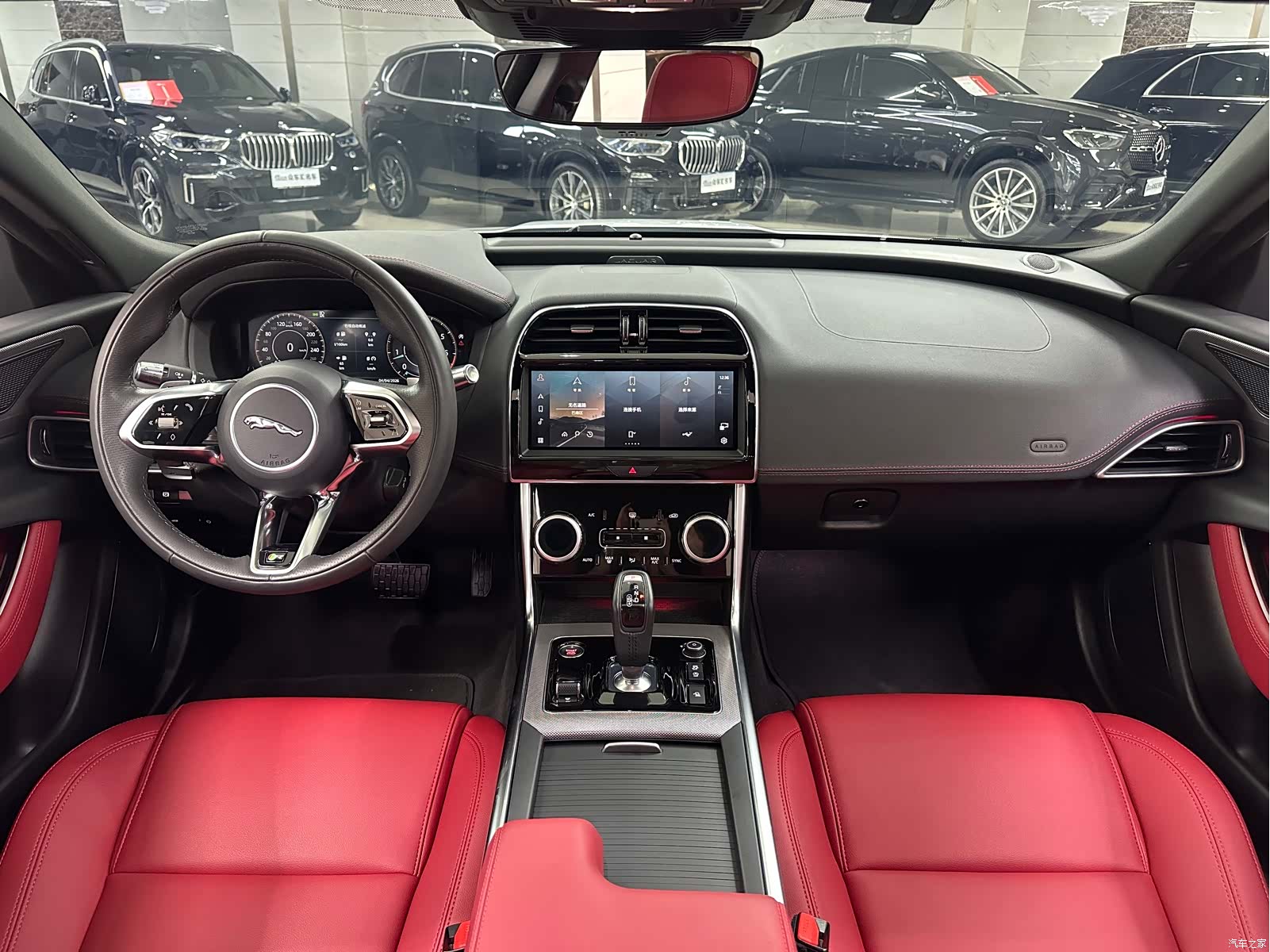 Land Rover XEL, 2022 12