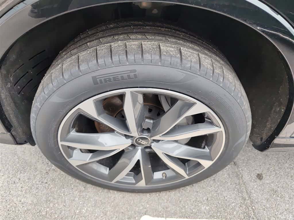 Audi Q7, 2024 25