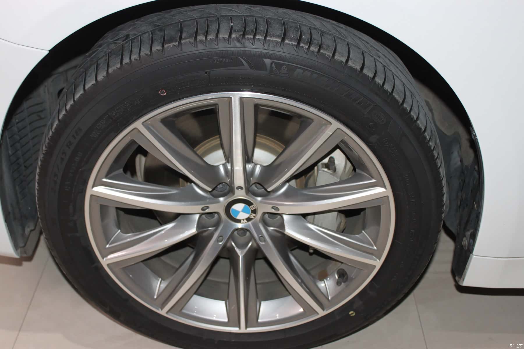BMW 5 Series, 2018 8