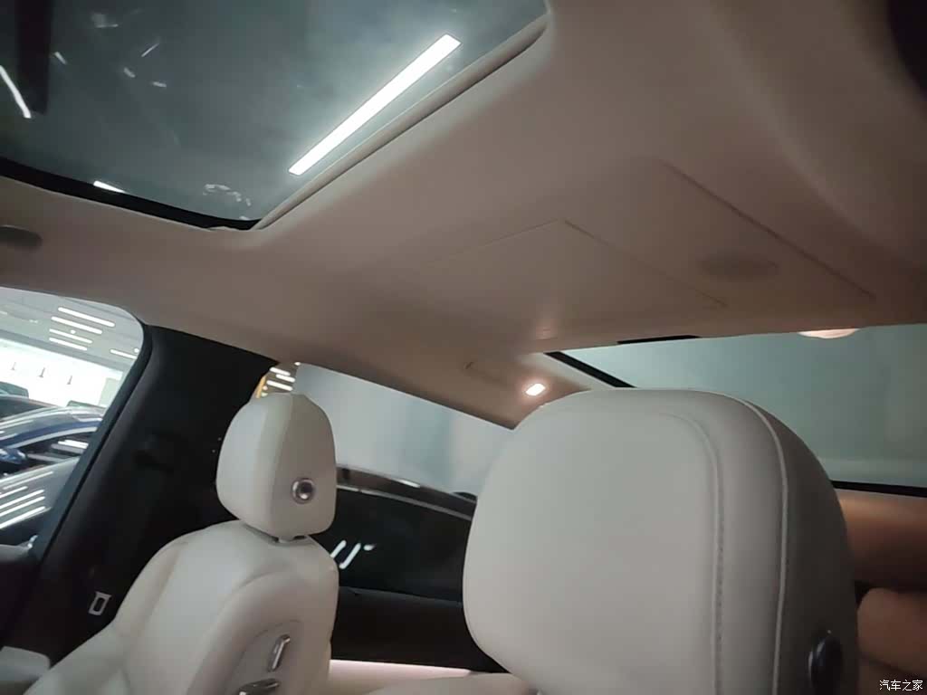 Li Auto MEGA, 2024 14