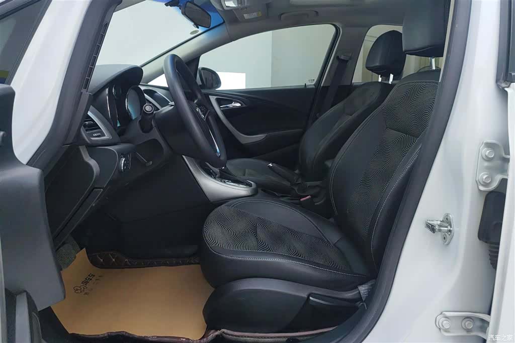 Buick XT, 2014 9