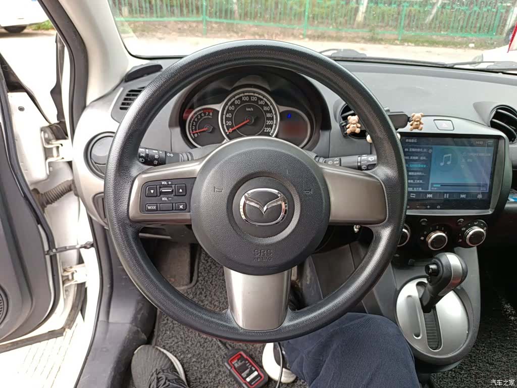 Mazda 2, 2014 11