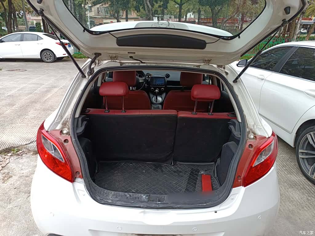 Mazda 2, 2014 19