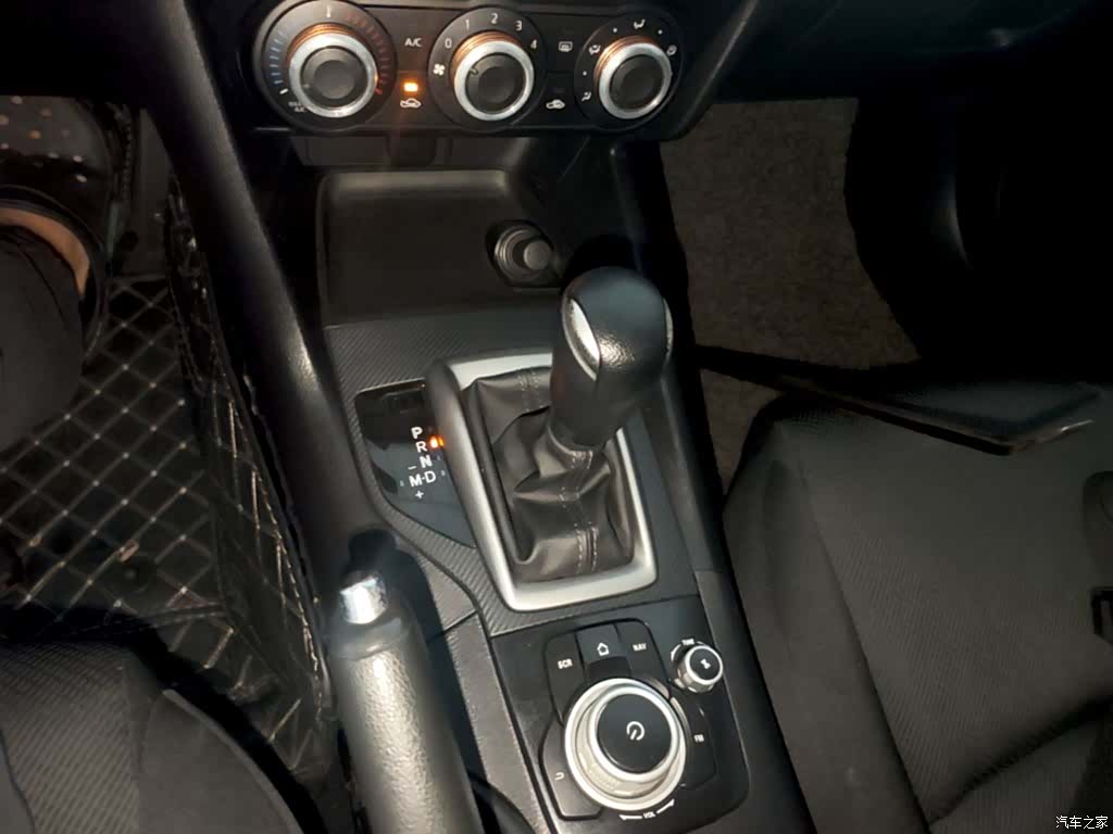 Mazda Mazda3, 2018 14