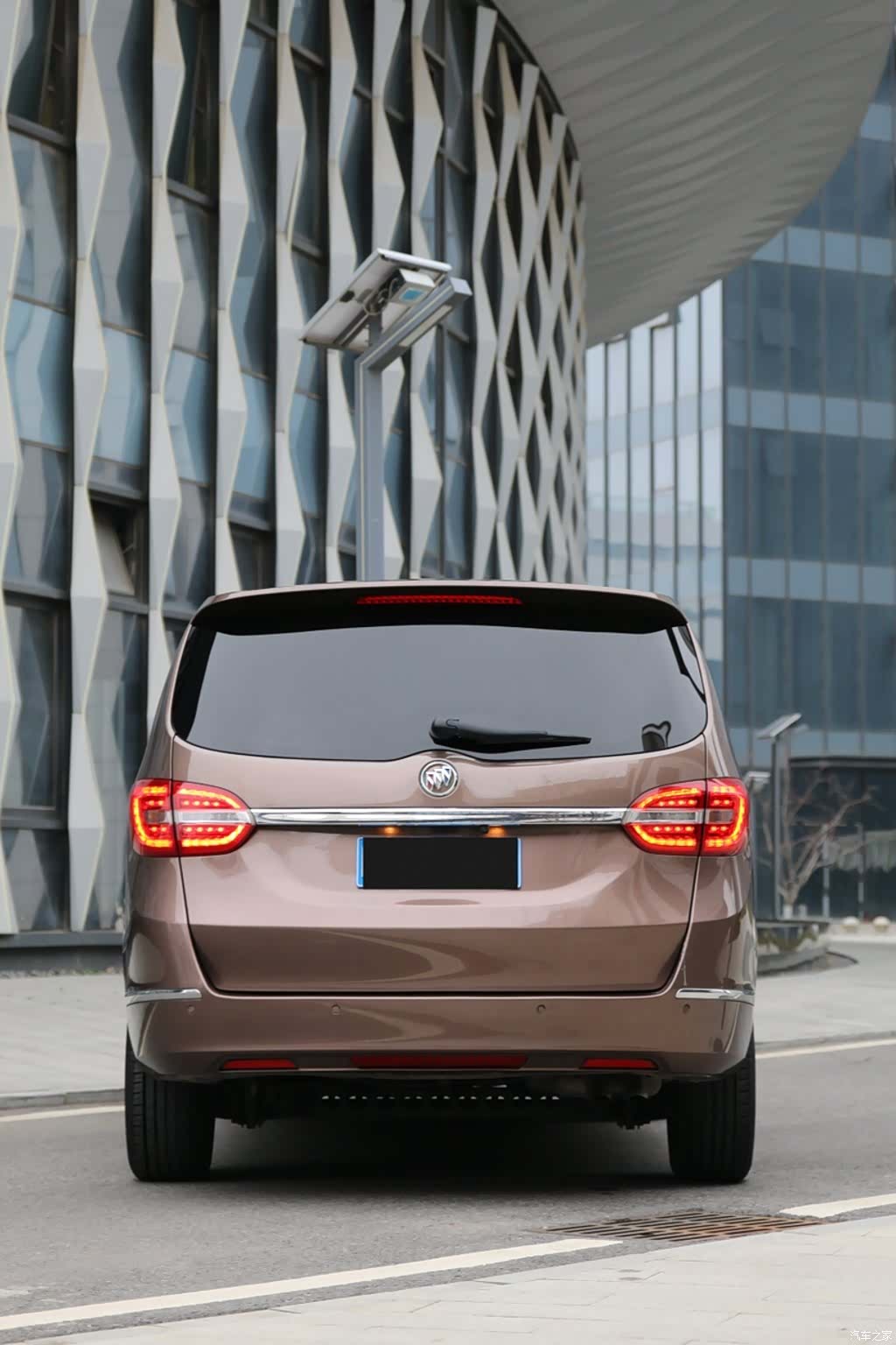 Buick GL8, 2020 12