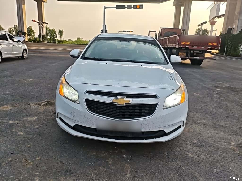 Chevrolet SL, 2015 3