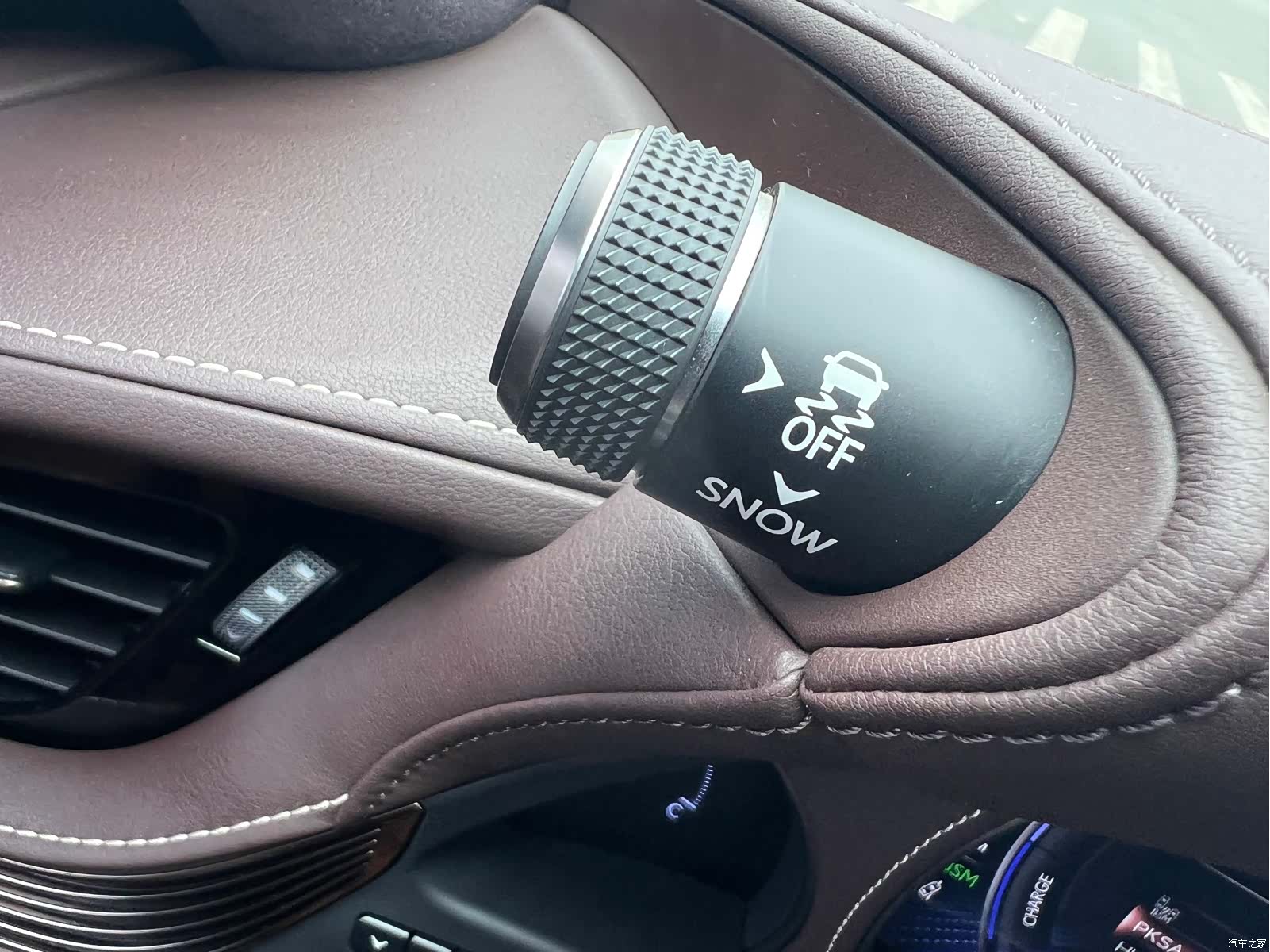 Lexus LS, 2019 21
