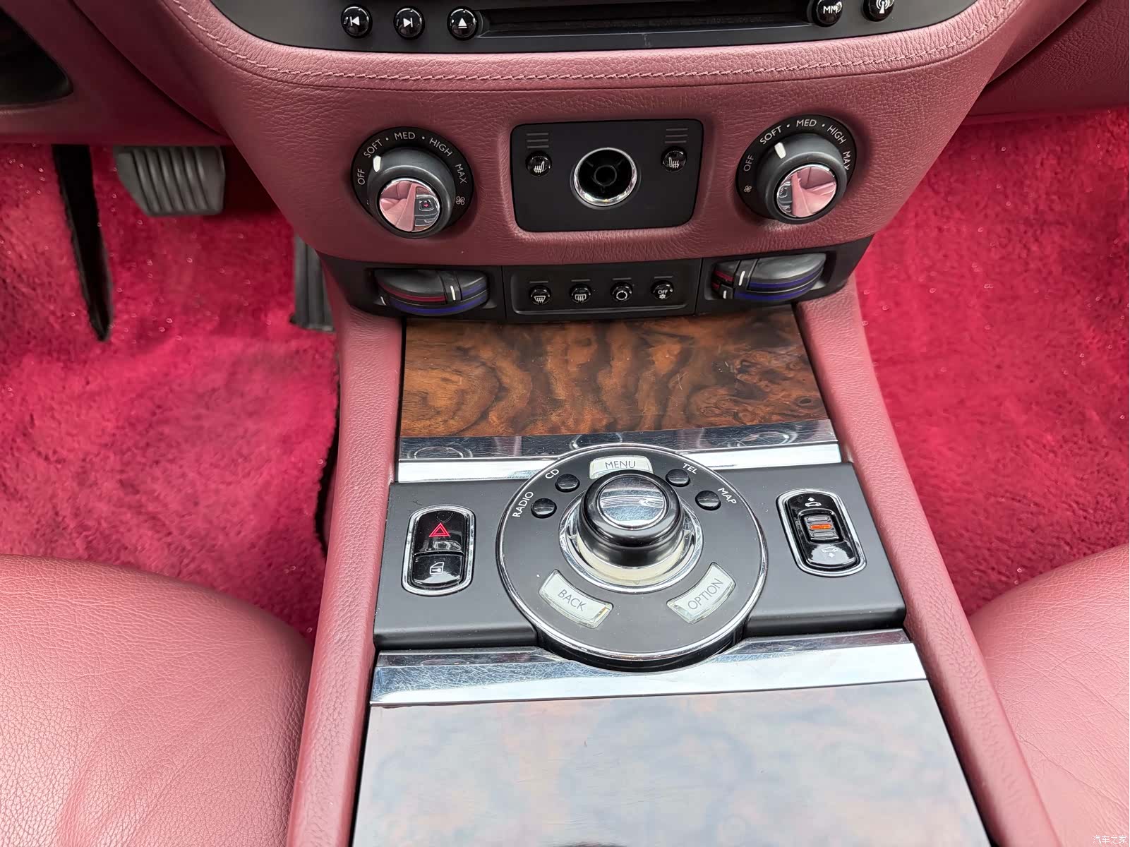 Rolls-Royce Ghost, 2017 14