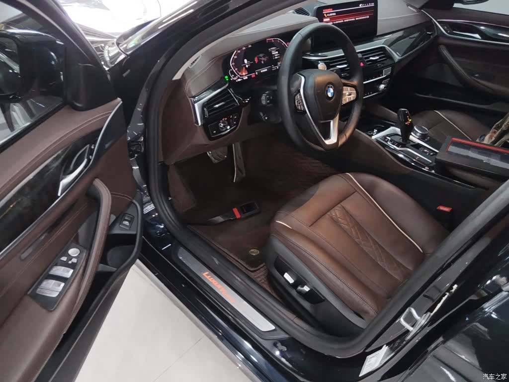 BMW 5 Series, 2021 16