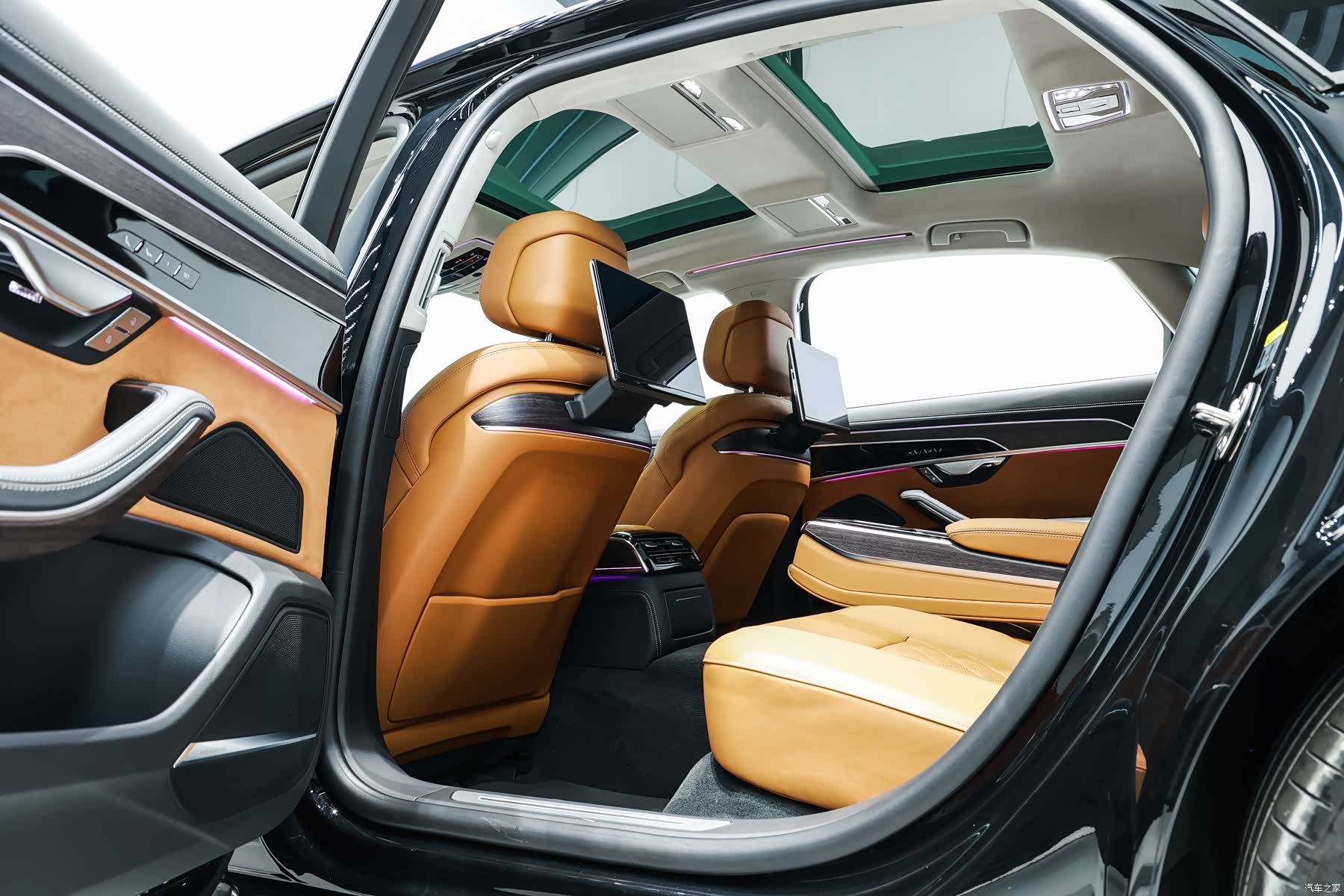 Audi A8L, 2025 19