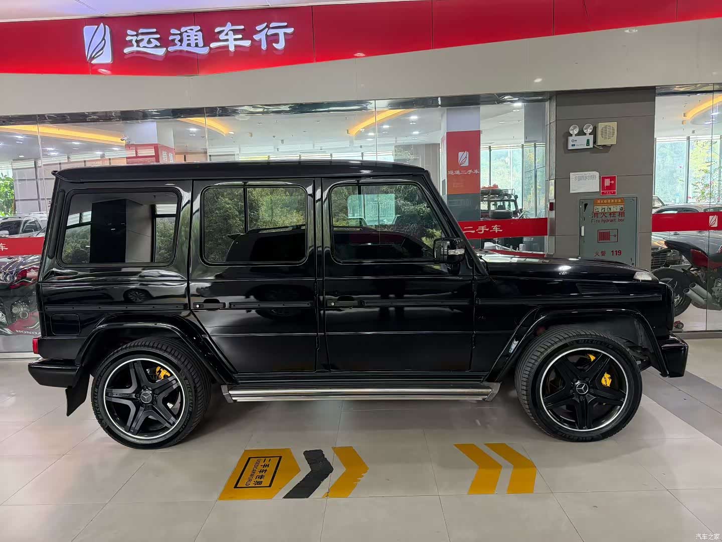 Mercedes-Benz G-Class, 2010 3