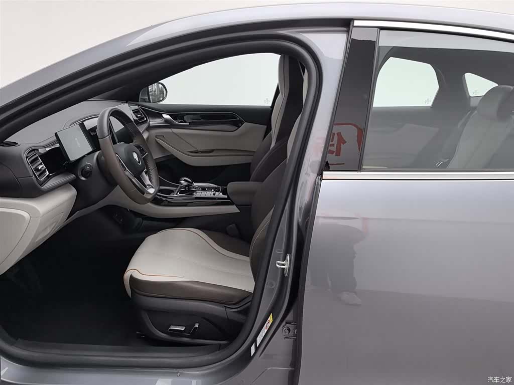 BYD Qin, 2024 10