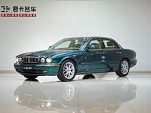 �ݱ�XJ 2004�� XJ8 4.2