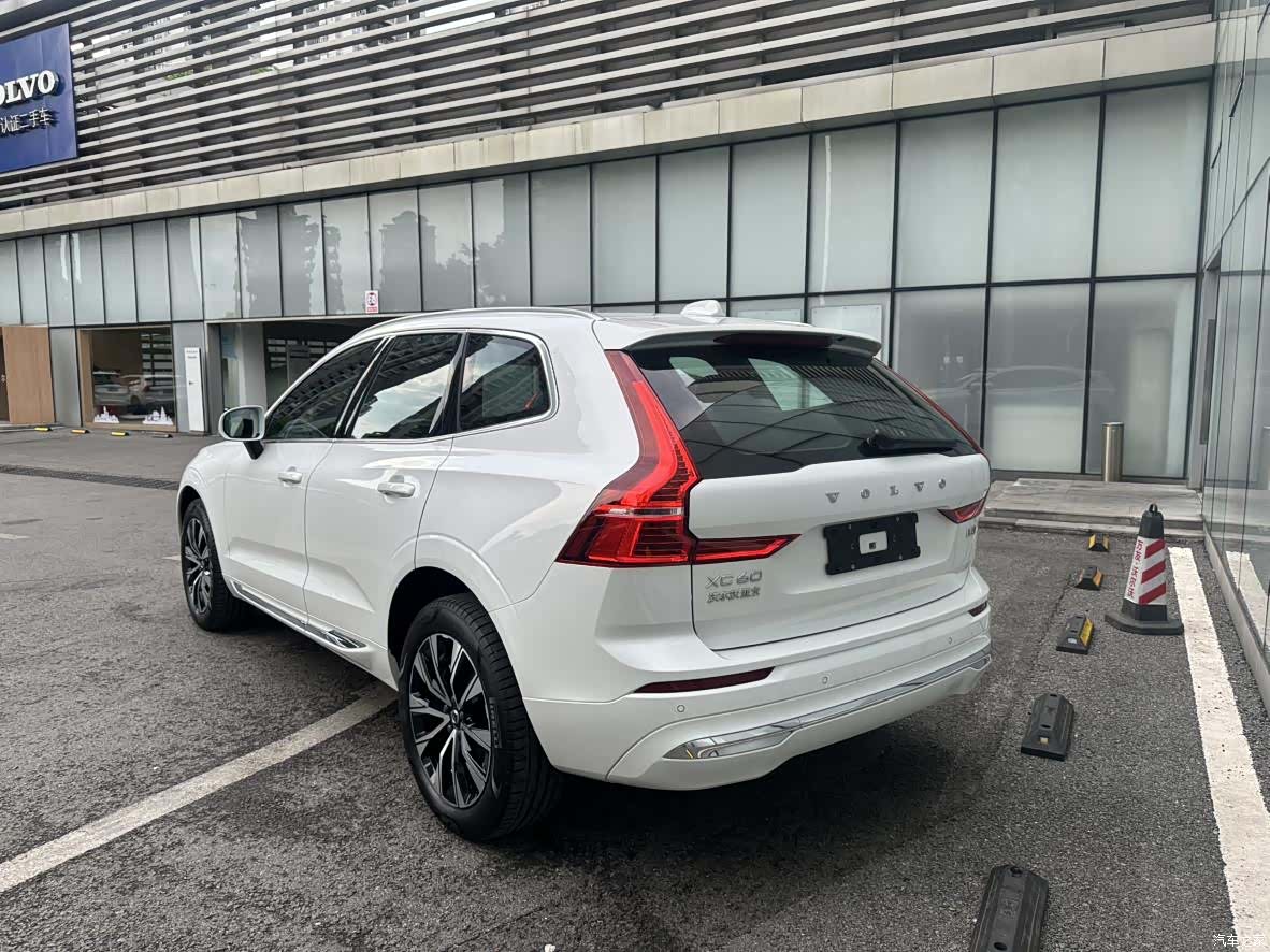 Volvo XC60, 2024 6