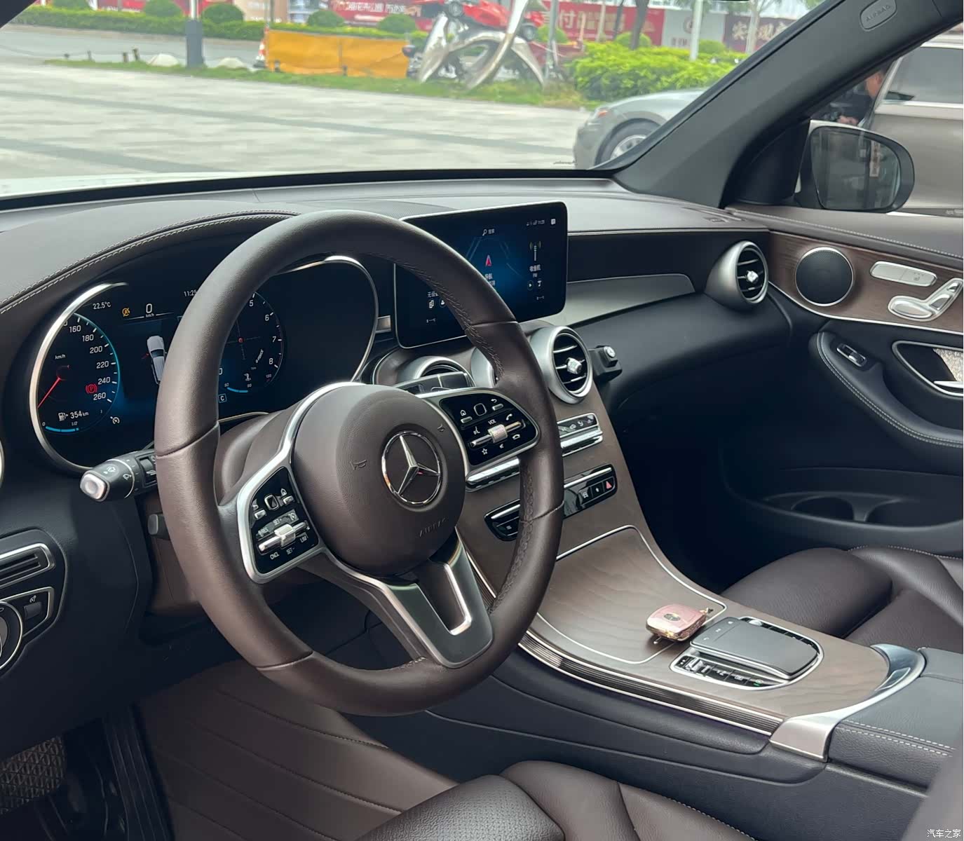 Mercedes-Benz GLC, 2022 11