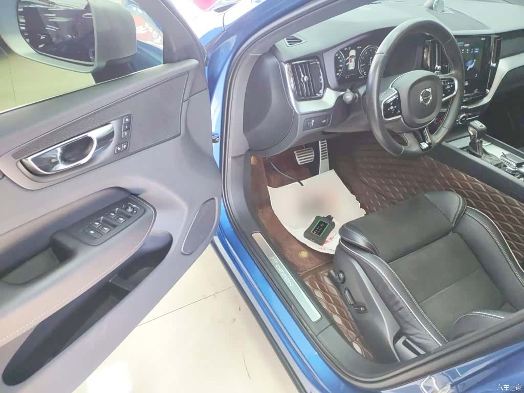Volvo XC60, 2018 9