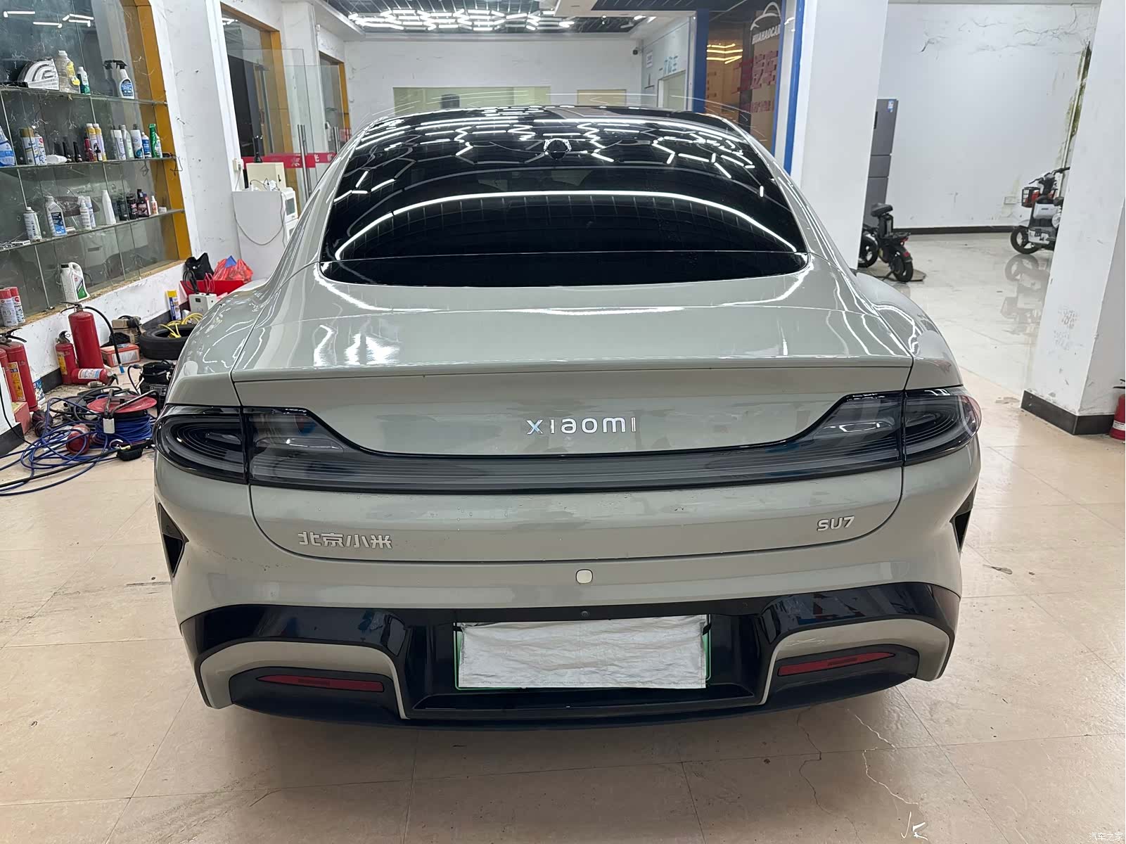 Xiaomi SU7, 2024 7