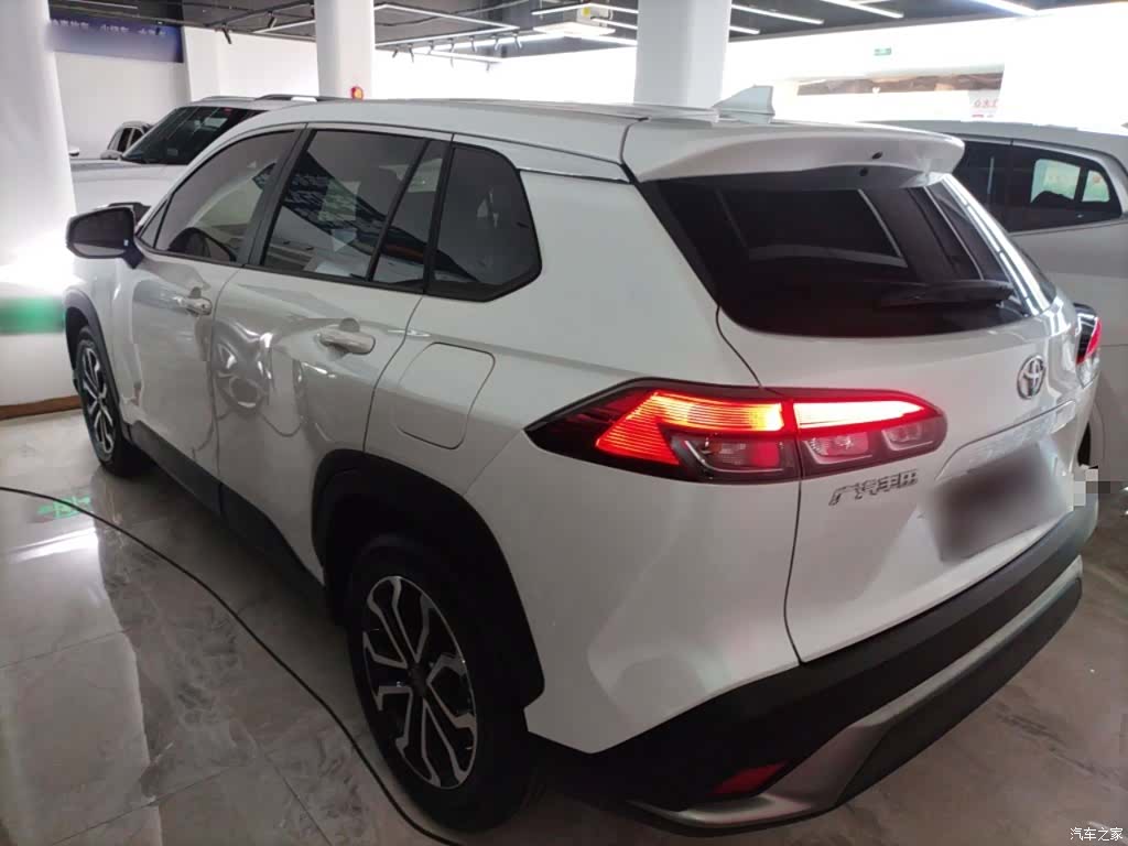 Toyota Frontlander, 2023 23