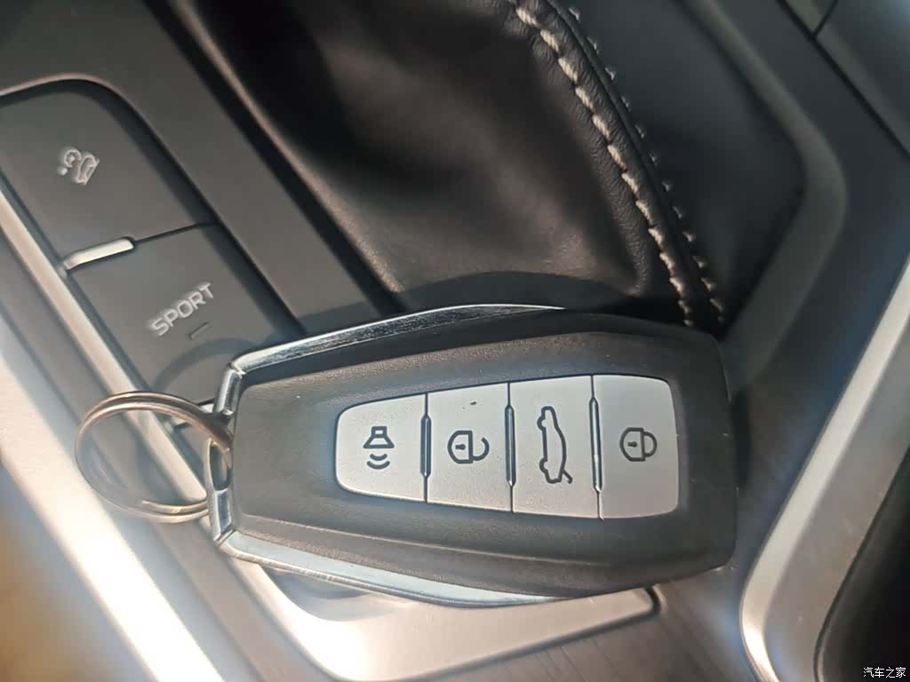 Geely X6, 2021 9