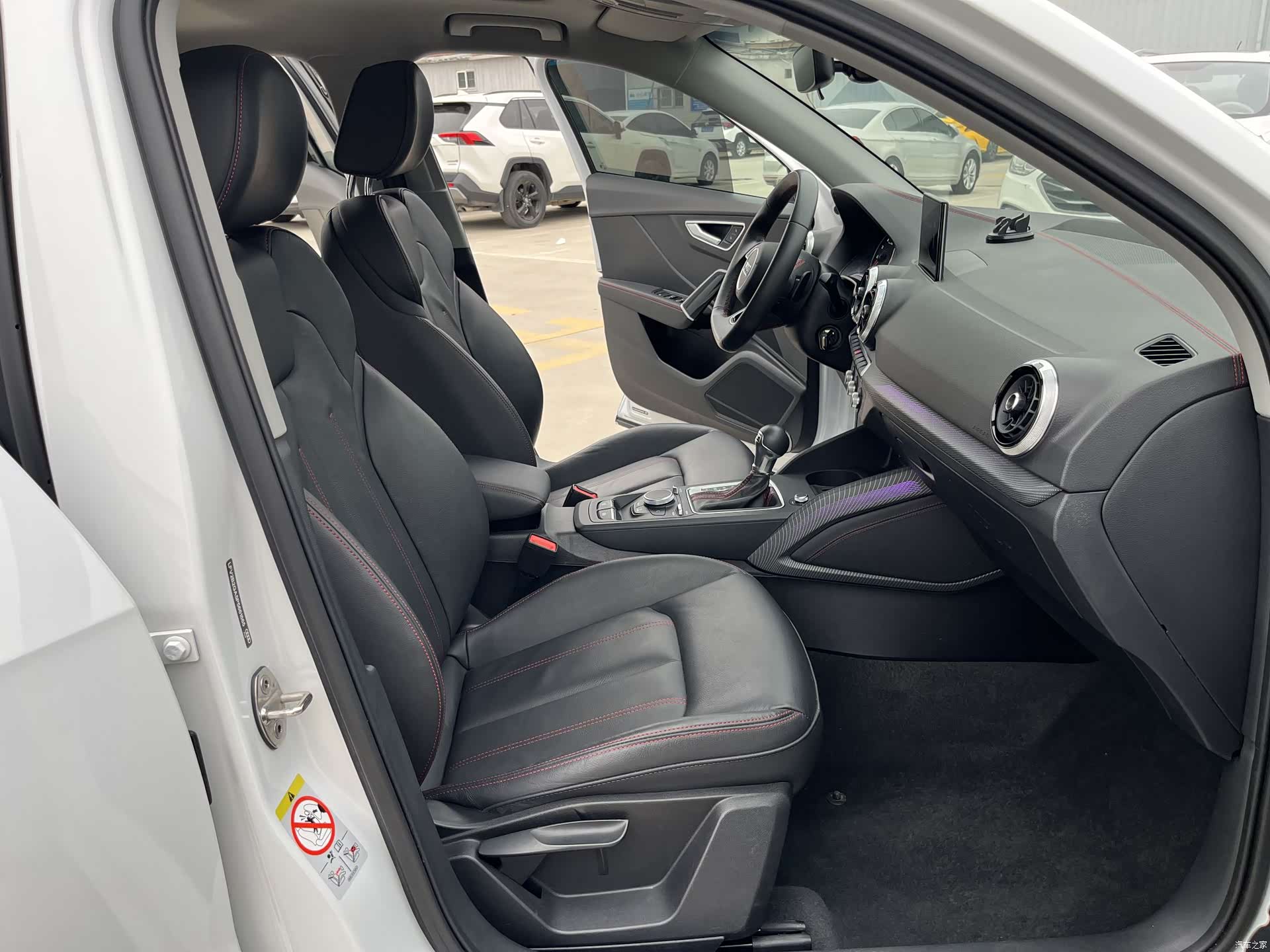 Audi Q2L, 2024 12