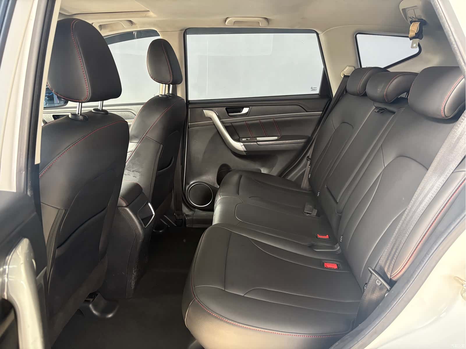 Haval M6, 2018 13